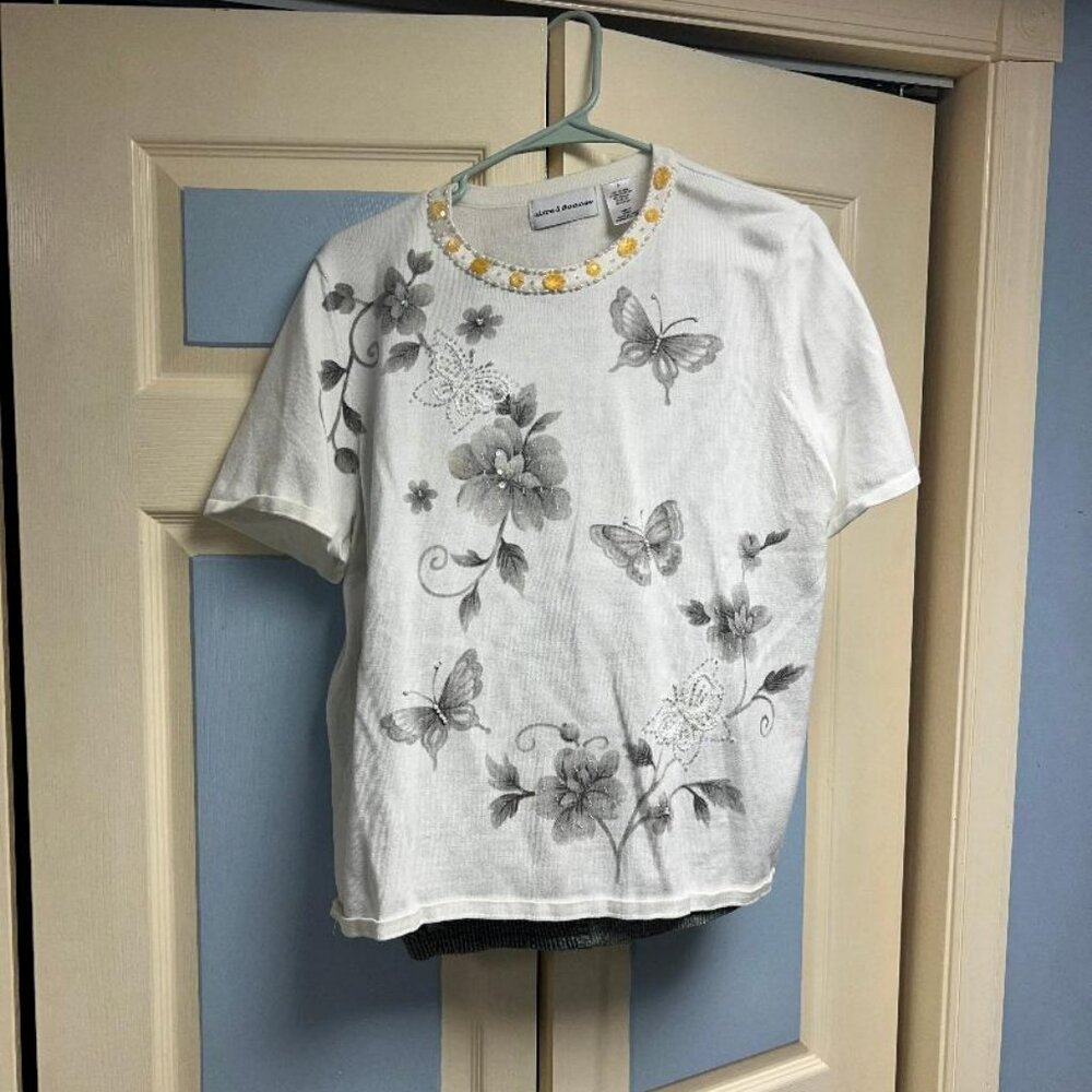 Women's Shirt & Pants Set